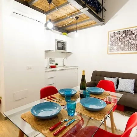 Apartman Miniloft Rosso - Mini-loft Centro. Wifi & Aria Condizionata San Remo