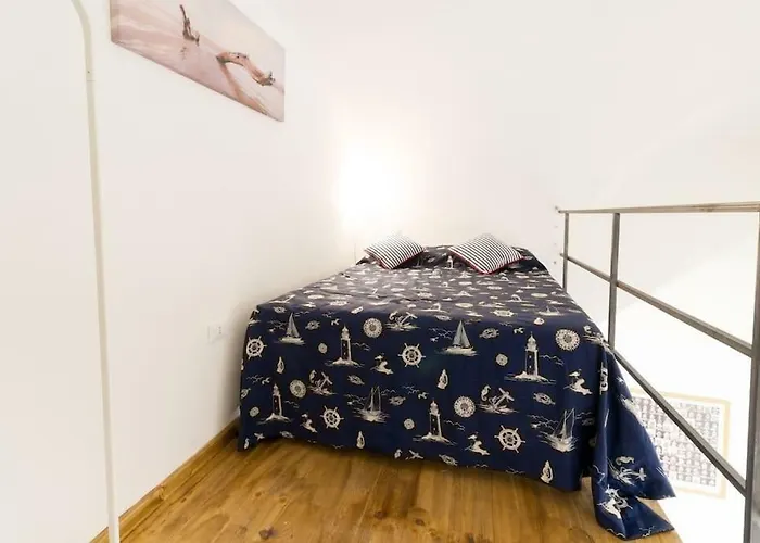 Apartment Miniloft Rosso - Mini-loft Centro. Wifi & Aria Condizionata